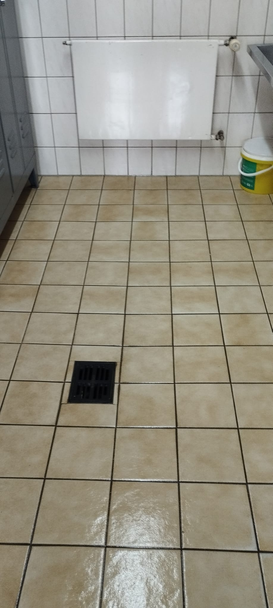 Boden nach der Reinigung